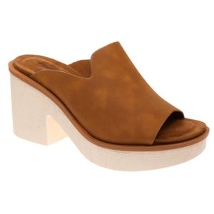 Pierre Dumas Clue-5 brown neutral/tan/brown wedge slip on 6.5 boho 70s